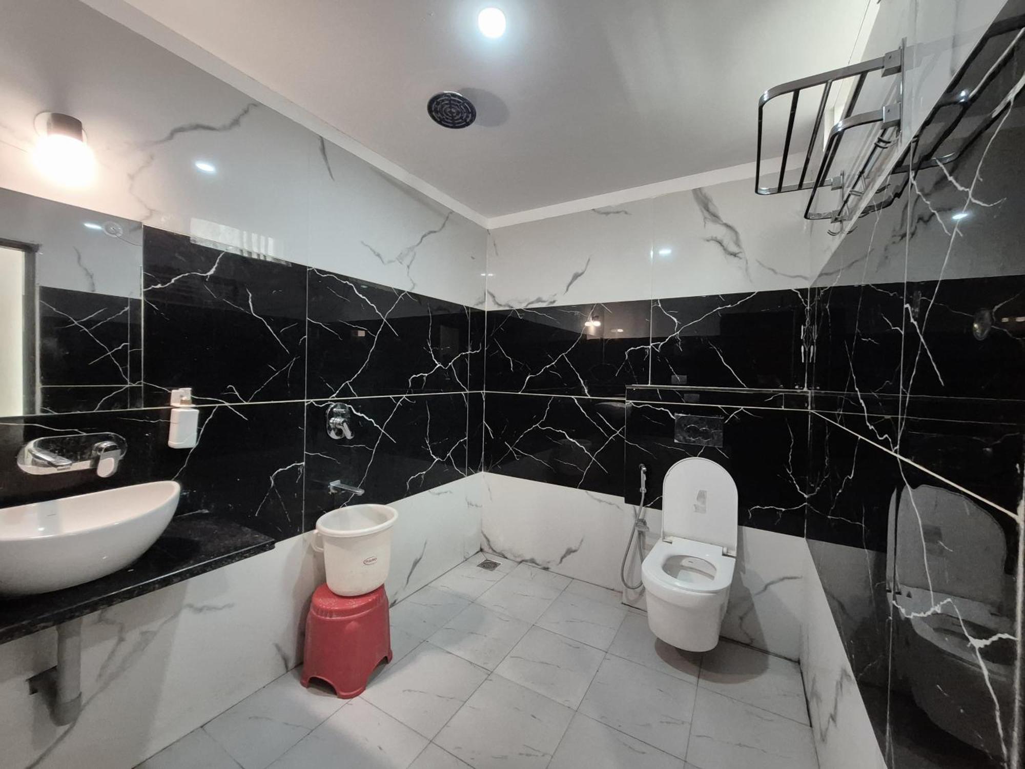 Hotel Prakasham Ujjain Luaran gambar
